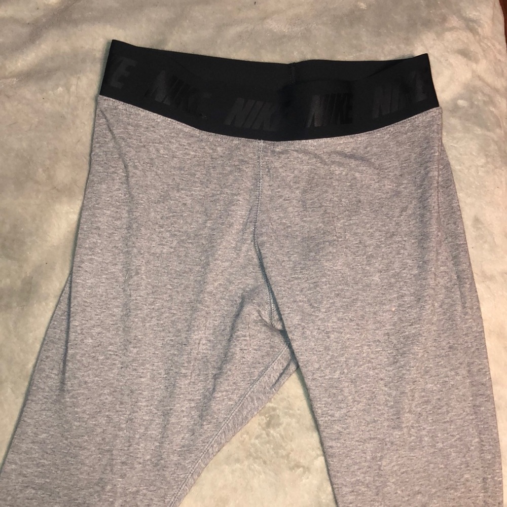 Nike full length gray workout leggings